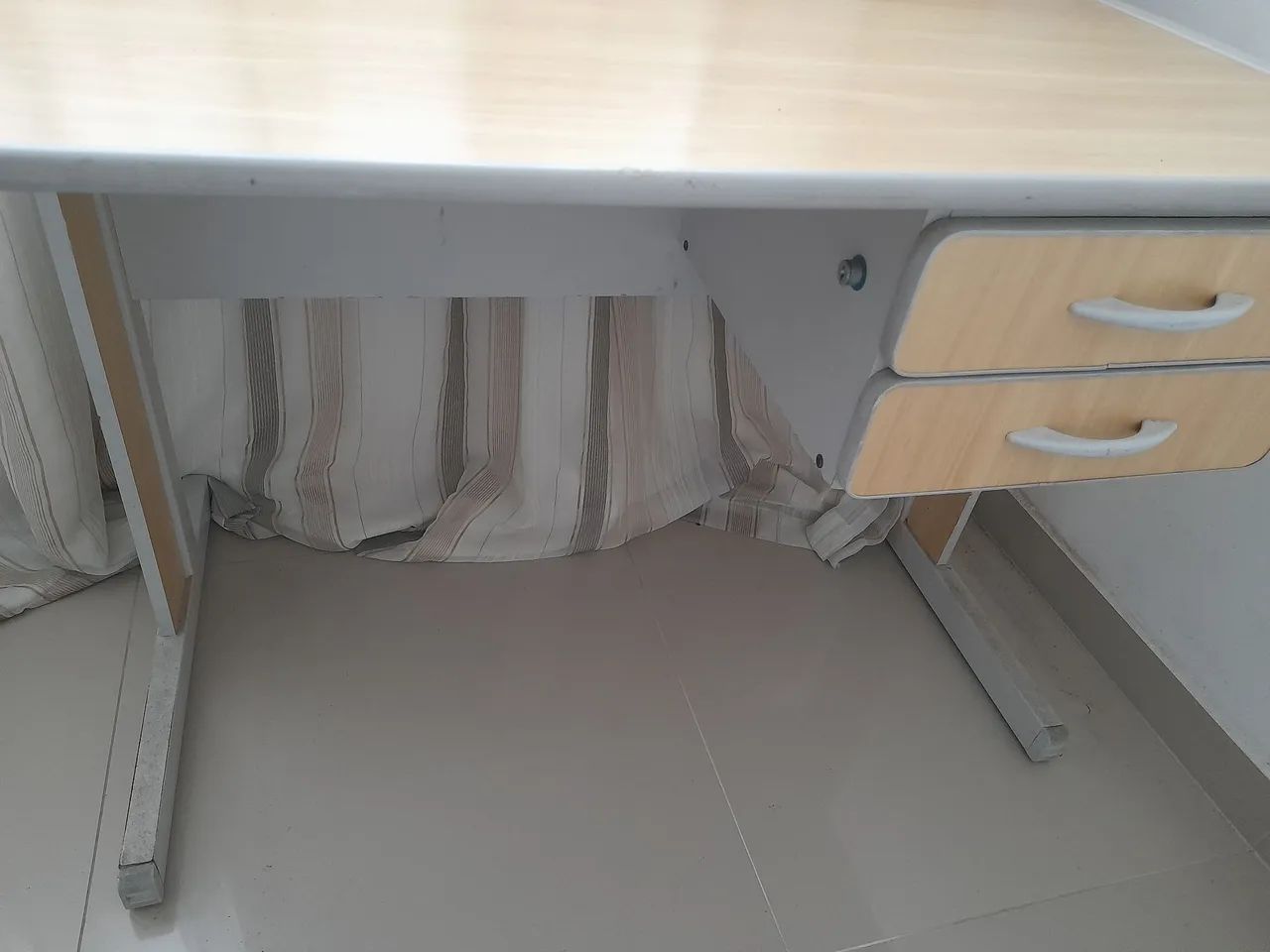 Mesa de escritório 