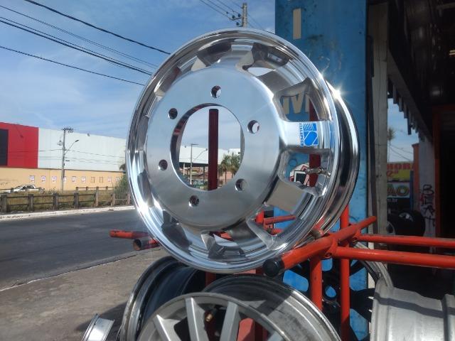 Roda de Alumínio Italspeed para caminhão 3/4 6 furos Speedline aro 17,5 x 6,00 barato - Foto 9
