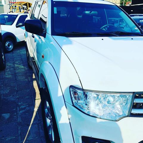 PAJERO DAKAR 3.2 aut 2015 - Foto 6