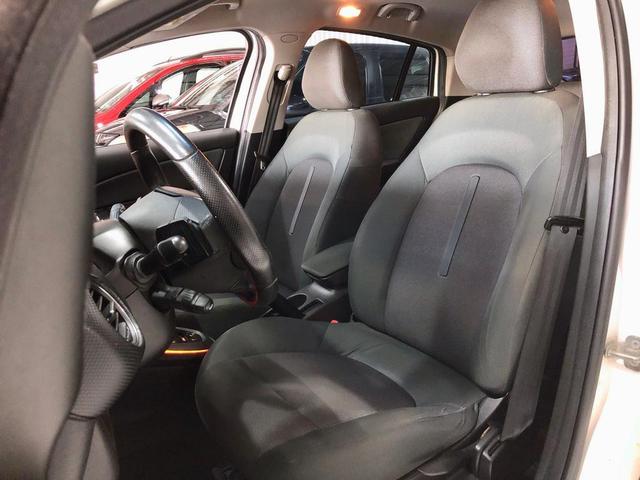 Fiat bravo essence dualogic 1.8 flex 16v 5p 2013 - Foto 7