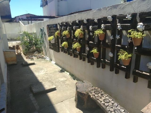 Excelente Oportunidade! Belíssima e ampla casa semi mobiliada, ótima localização! - Foto 6