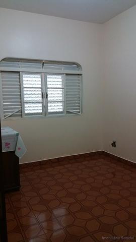 Casa em Cravinhos - Casa com Piscina e 03 dormitórios no Centro de Cravinhos - Foto 7