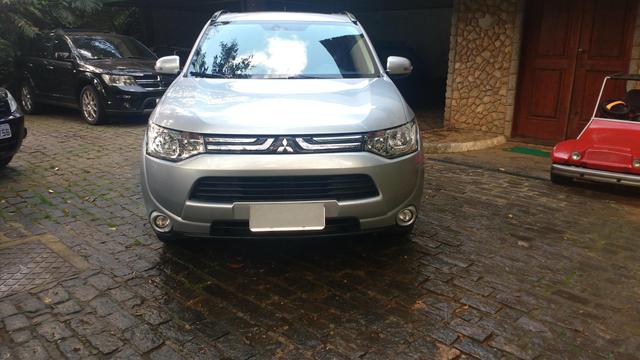 Outlander 2015 2dono km 45.000 muito nova