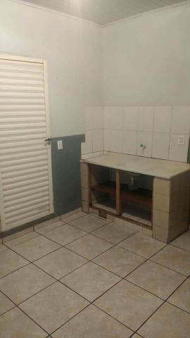 Alugo casa frente e fundos para uma pessoa só - Foto 3