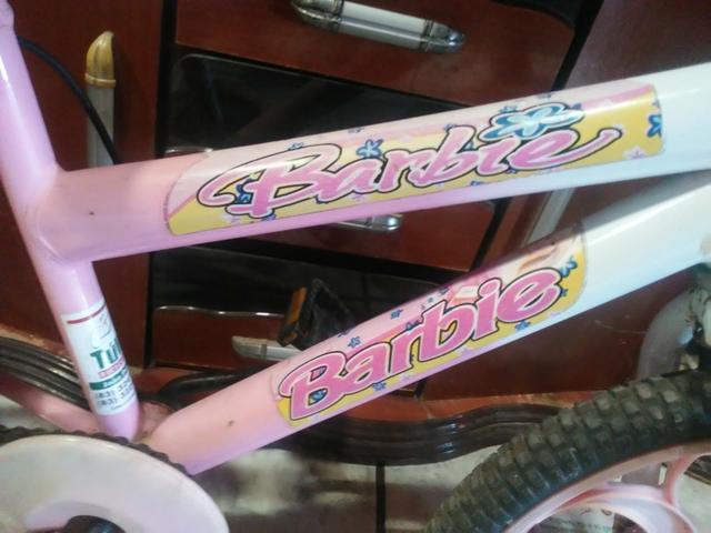 Bicicleta da barbie 150,00 - Foto 2