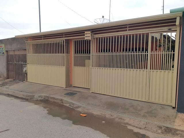 Casa 3 quartos! Fazendinha! Itapoã!