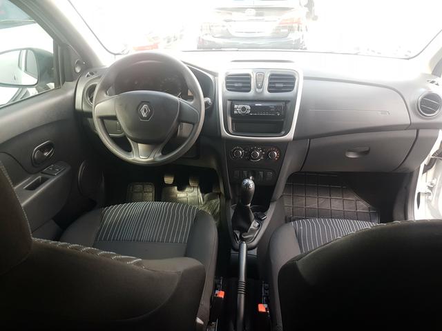 Sandero Authentique 1.0 2018 - Foto 3