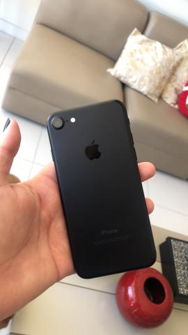Vendo iPhone 7 256gb estado de novo - Foto 2