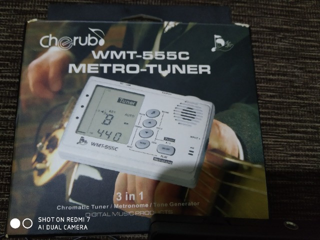 Afinador/Metrônomo Cherub WMT-555C