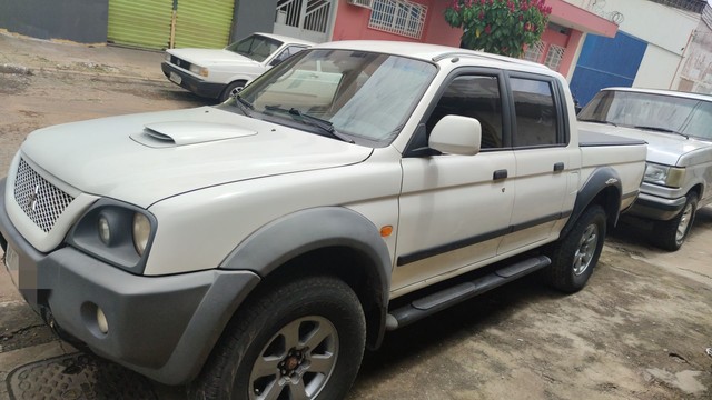 MITSUBISHI L200 GLS 2.5