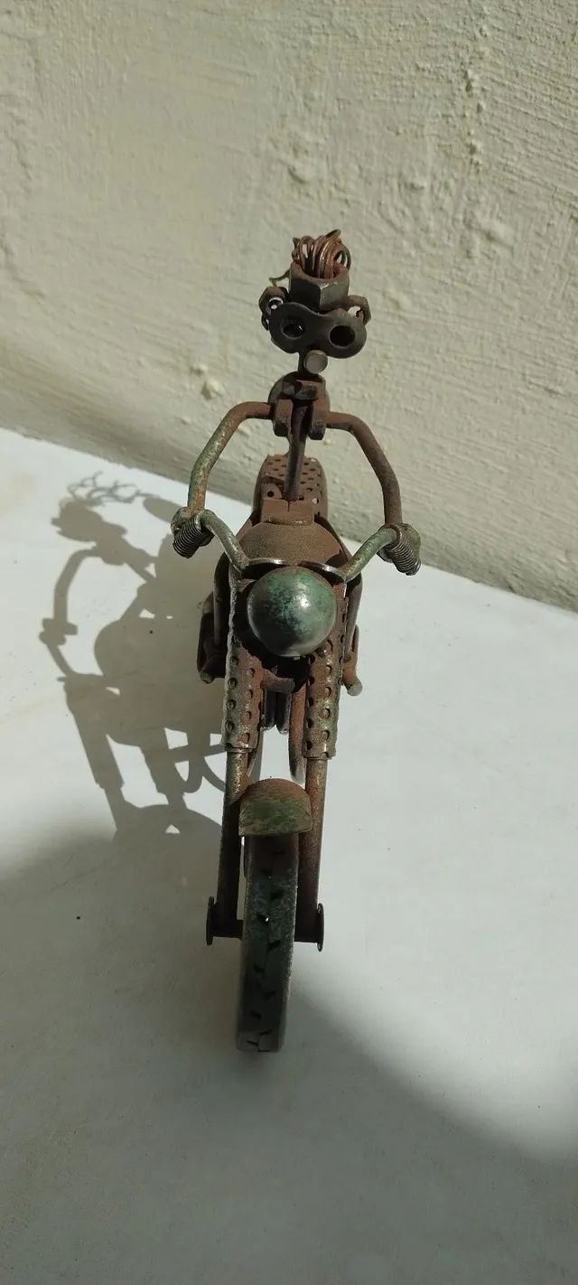 Moto brinquedo artesanal  - Foto 2