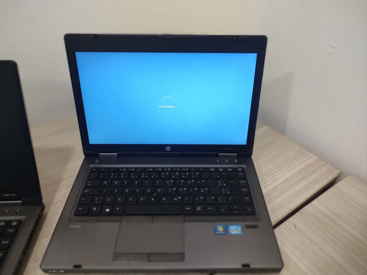 Notebook HP Pavilion <br>Processador i5<br>R$990,00 cada