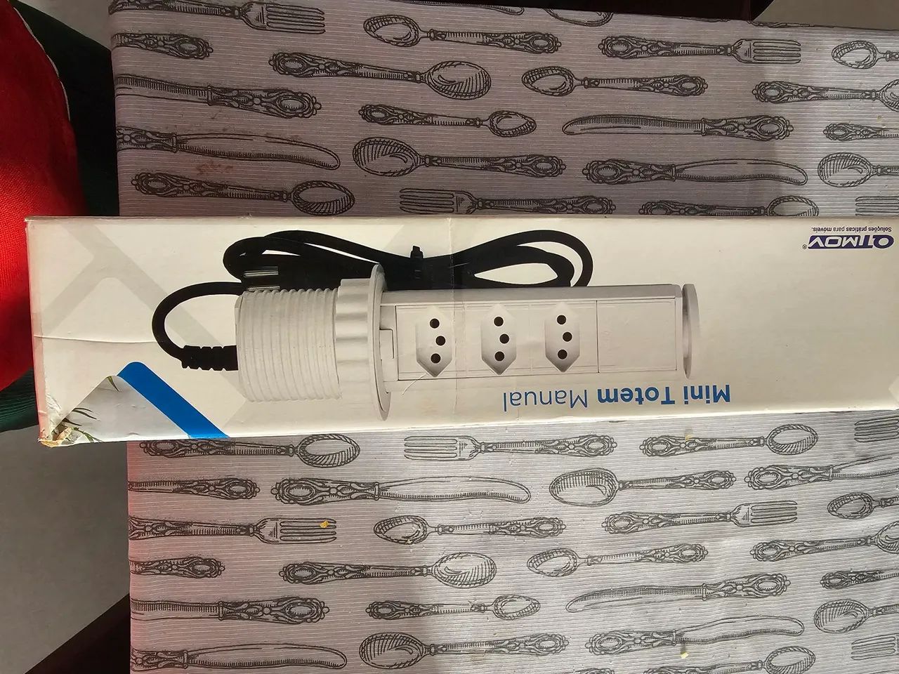 Mini torre 2 tomadas 20A + 2 USB Preta - Foto 4