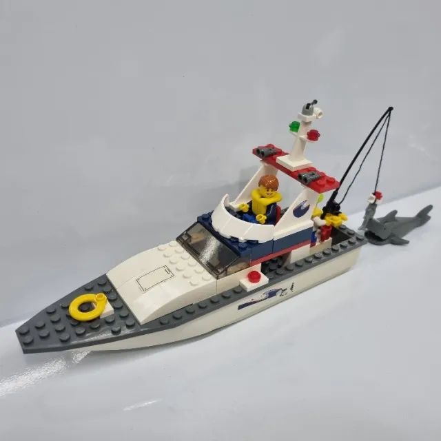 Lego city cheap barco de pesca