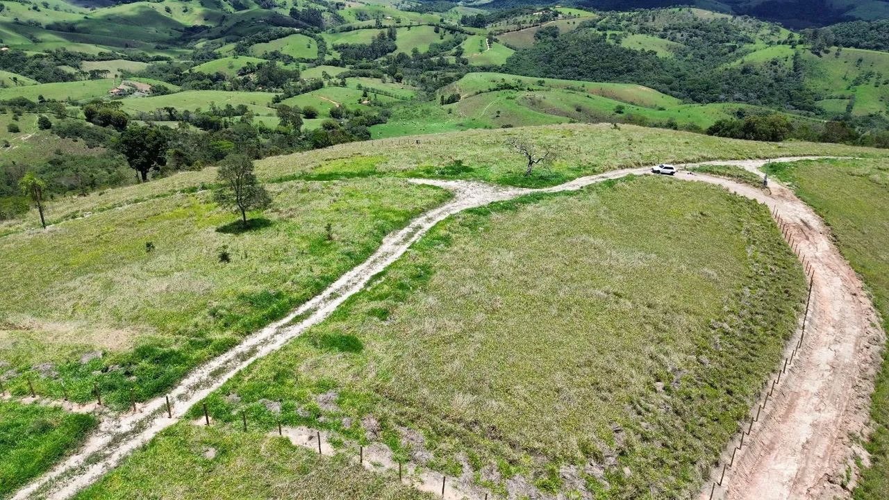 Sítio com vista espetacular para as montanhas - Foto 4