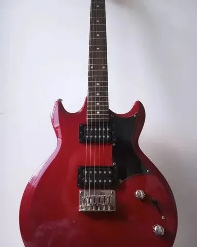 Guitarra Ibanez Gio GAX30 (Seminova)