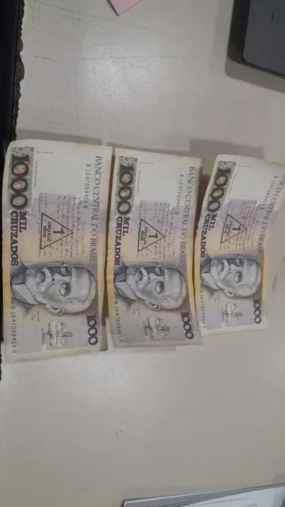 cédulas de mil cruzados