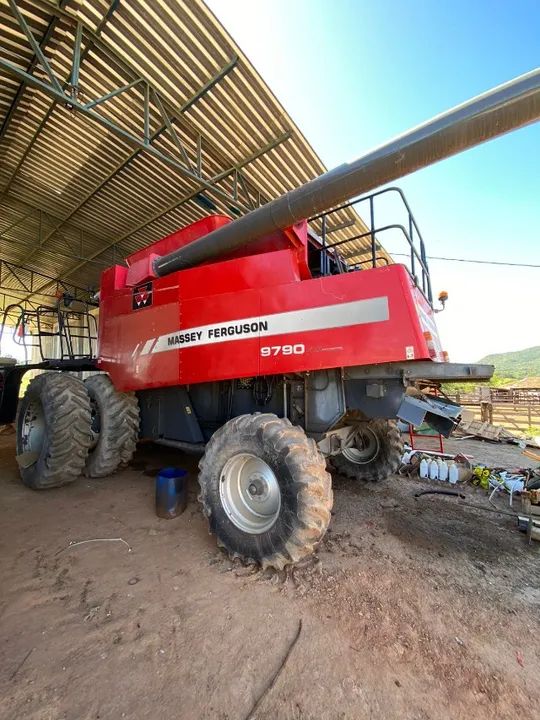 COLHEITADEIRA MASSEY FERGUSON 9790 ANO 2013 - Foto 4