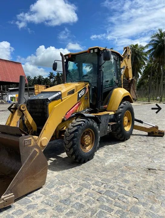 RETROESCAVADEIRA 416F2 4x4 AC