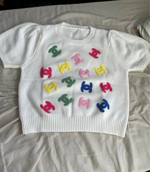 Blusa com bordados 