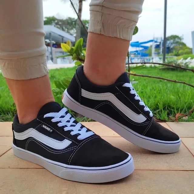 Vans 