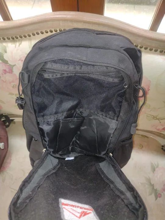 Mochila Trilhas & Rumos Crampom 50 Litros - Foto 4