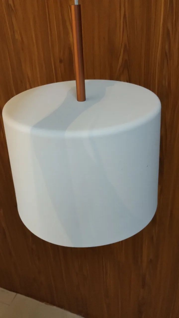 Lustre Moderno Pendente em alumínio em perfeito estado de conservação 22x28cm