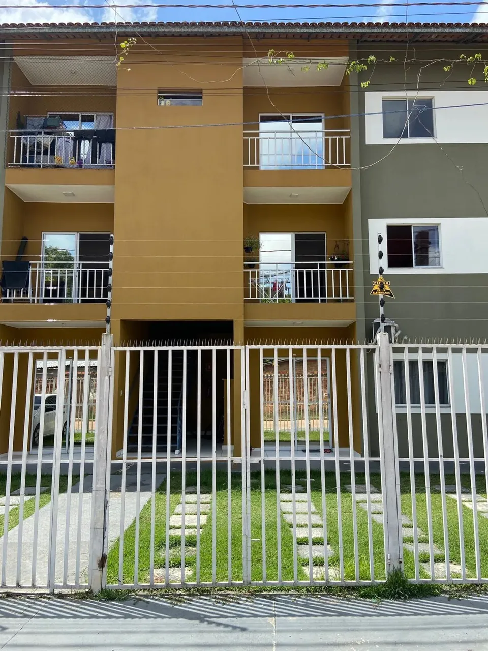VENDE RESIDENCIAL RIO DE JANEIRO APTO 2/4