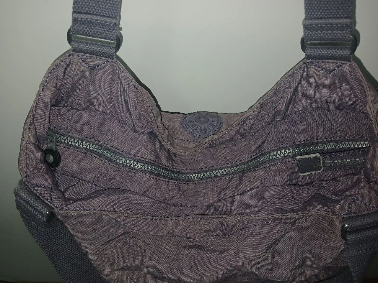 Bolsa Kipling Original - roxo - Foto 5