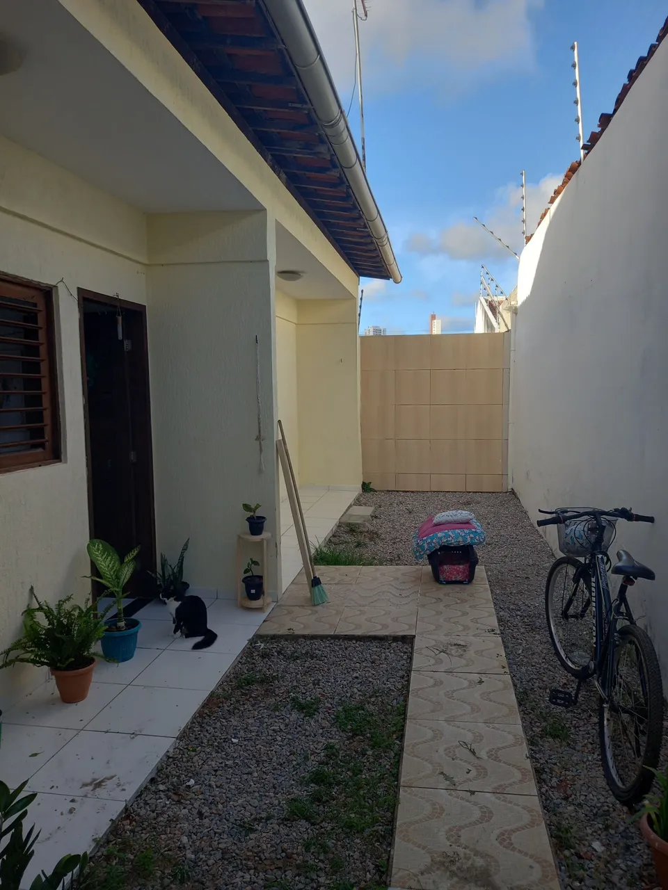 Kitnet em localização privilegiada em Neopolis