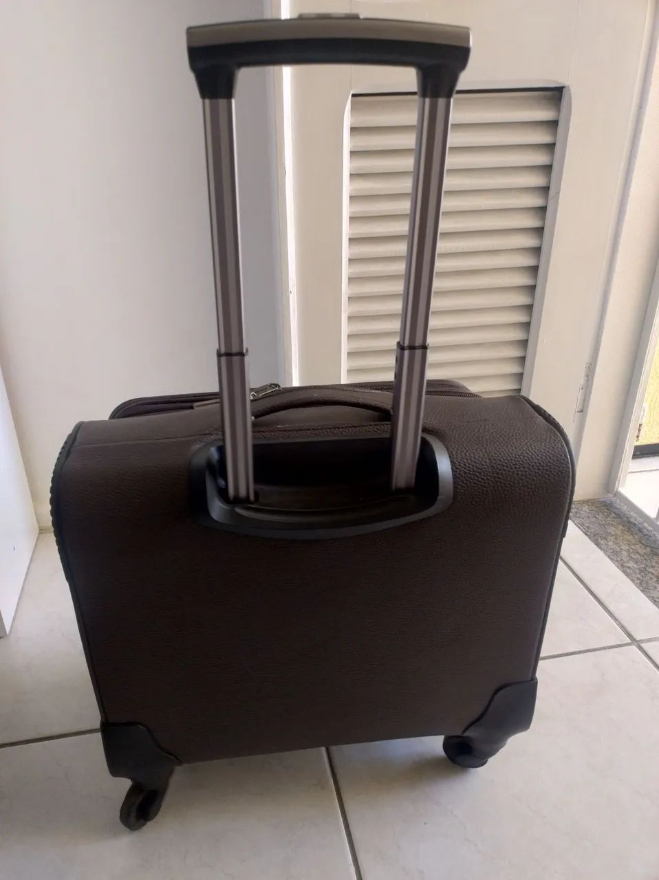 Mala carrinho representante  - Foto 4