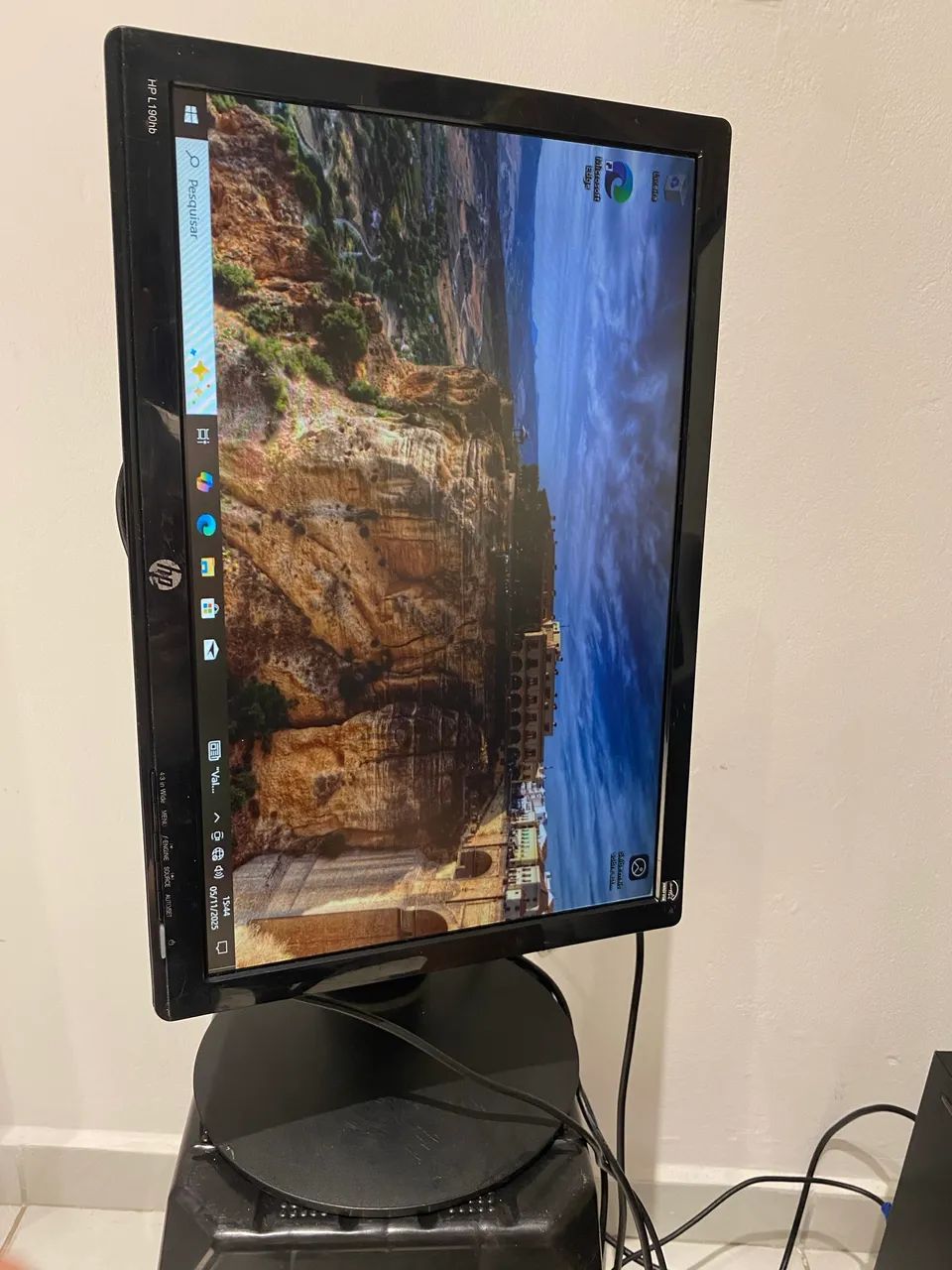 Monitor hp 64312622673921122