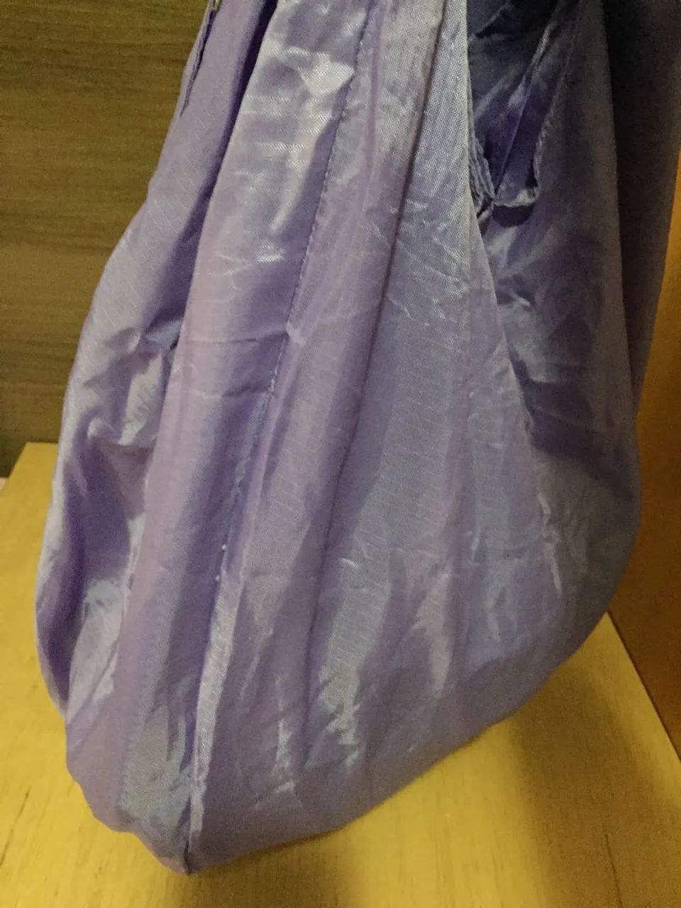 Bolsa Grande Nylon Lilas Uatt? - Foto 3