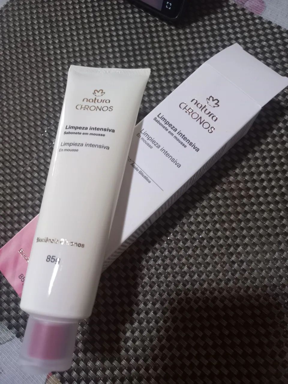 Sabonete em mousse Natura Chronos Limpeza Intensiva