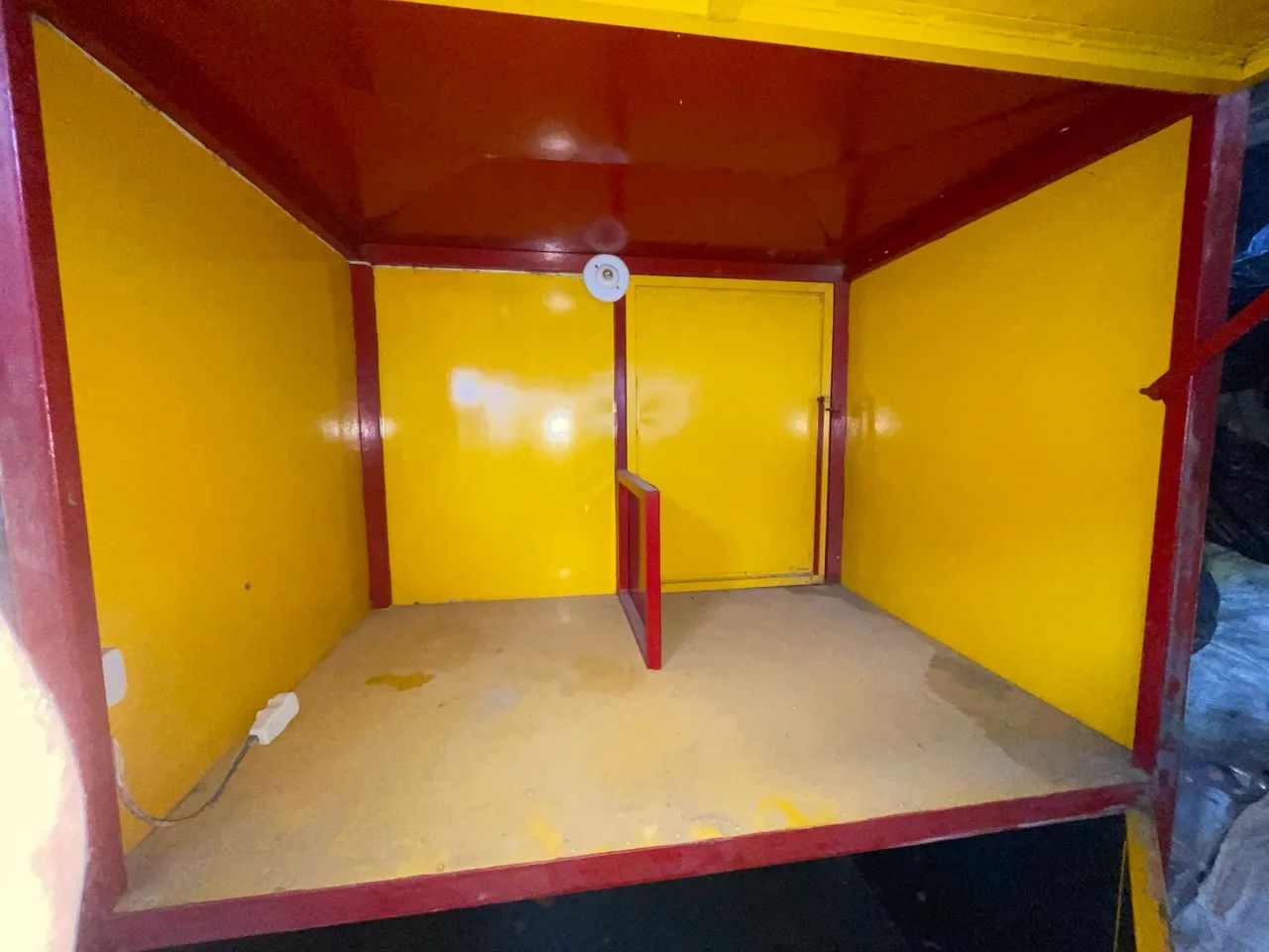 Trailer para trabalhar 64298113635331123