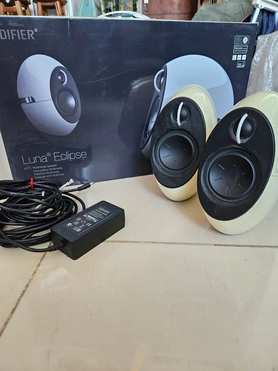 Caixa de Som Edifier Luna Eclipse e25