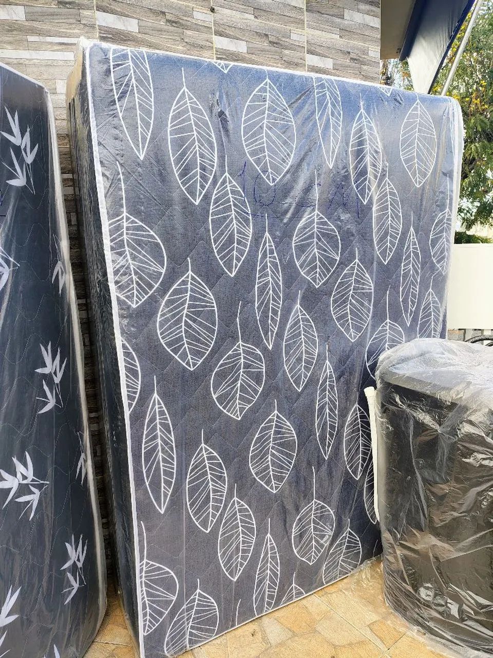 Camas de casal com molas