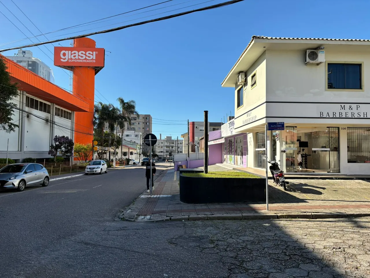 Sala Comercial para Locação  Ao Lado do Mercado Giassi