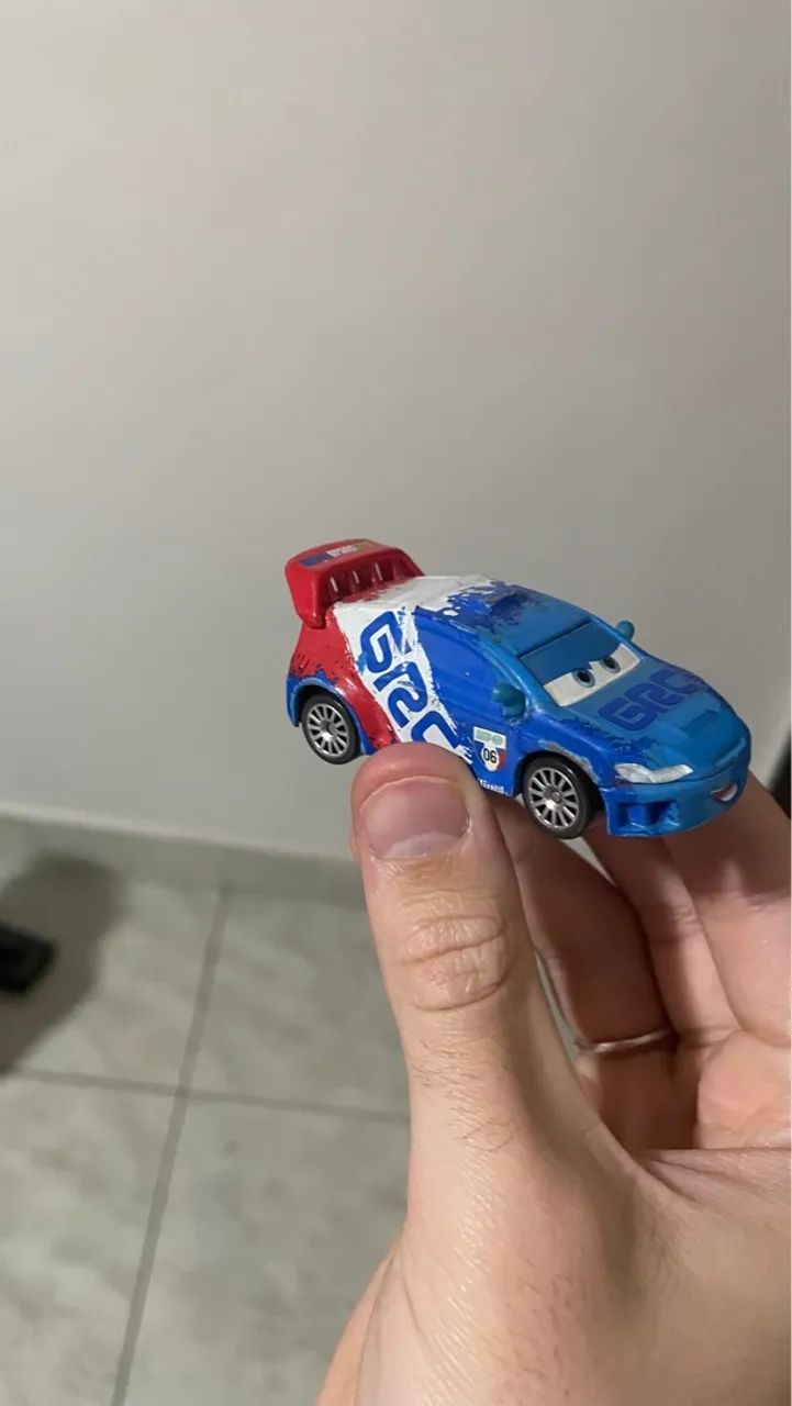 Carrinho Hotwheels Disney Pixar GRC V2809 - Foto 2