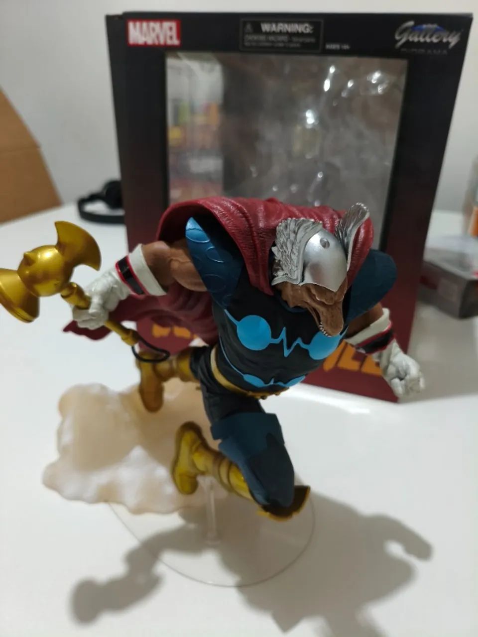 Estátua Marvel Gallery - Beta Ray Bill (com caixa original) - Foto 3