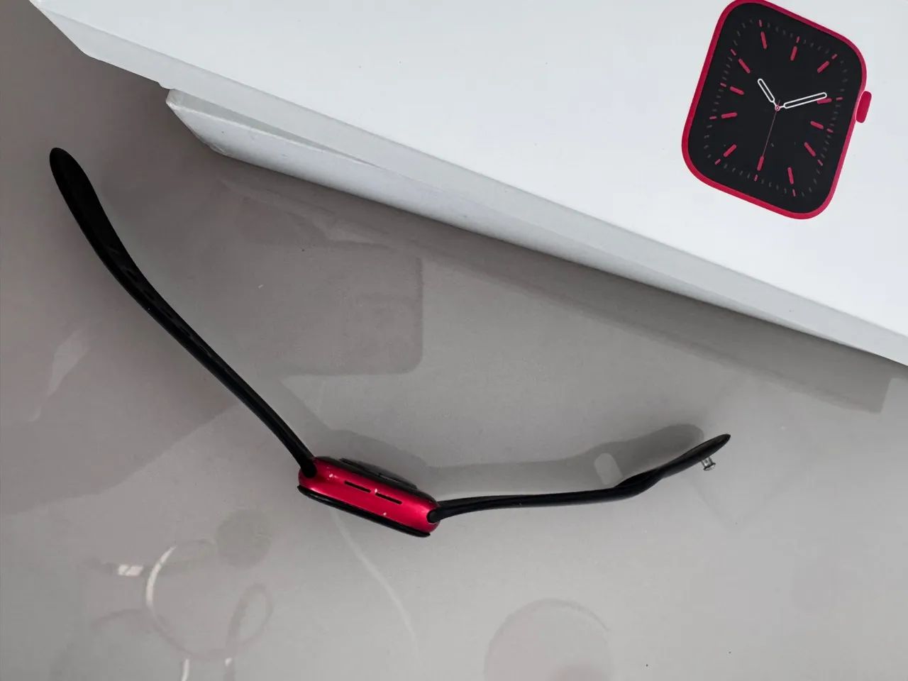Apple Watch Series 6 Red com caixa 40mm