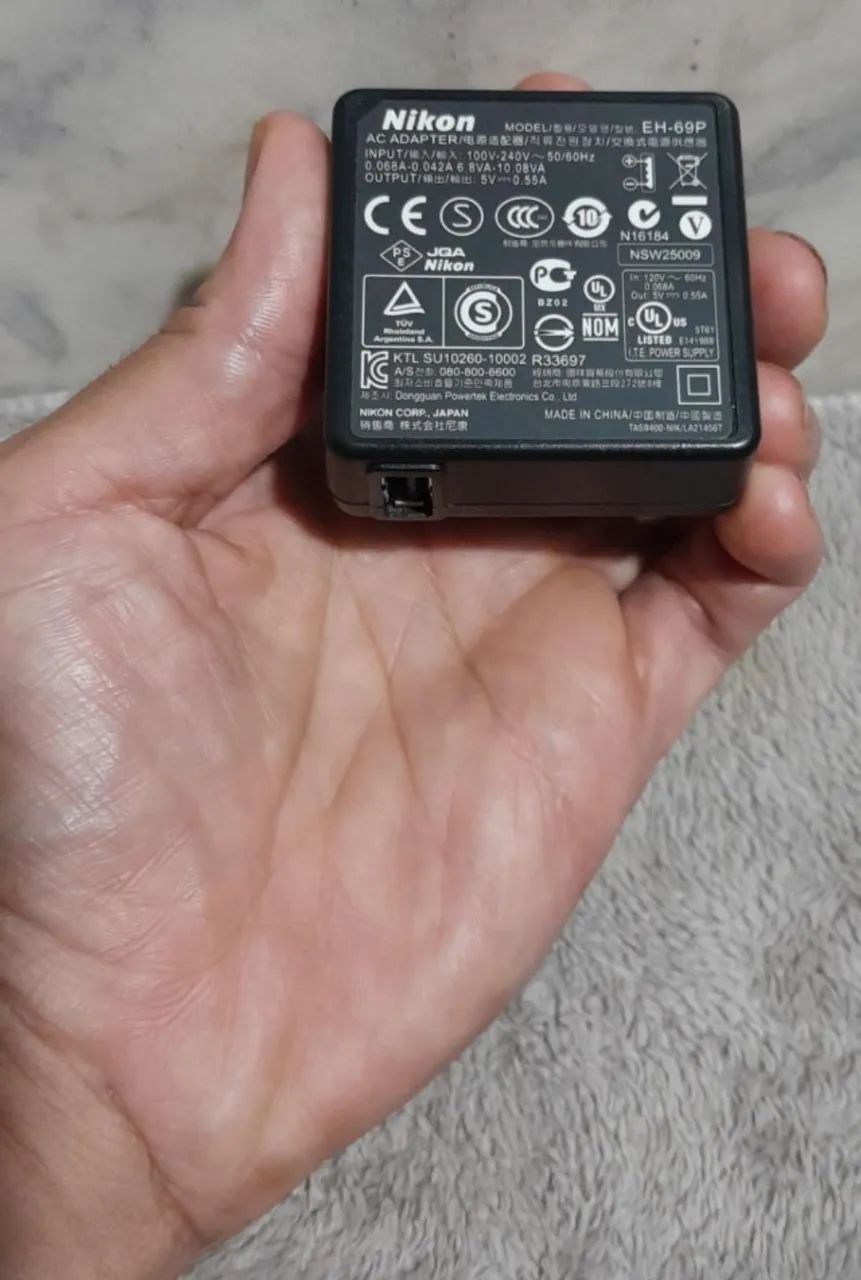 Carregador Original Nikon - Modelo EH-69P (0,55A/Preto) - Foto 3