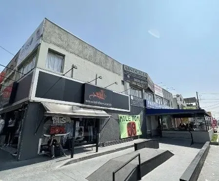 Sala Comercial para alugar por R$ 850.00, 19.00 m2 - SITIO CERCADO - CURITIBA/PR