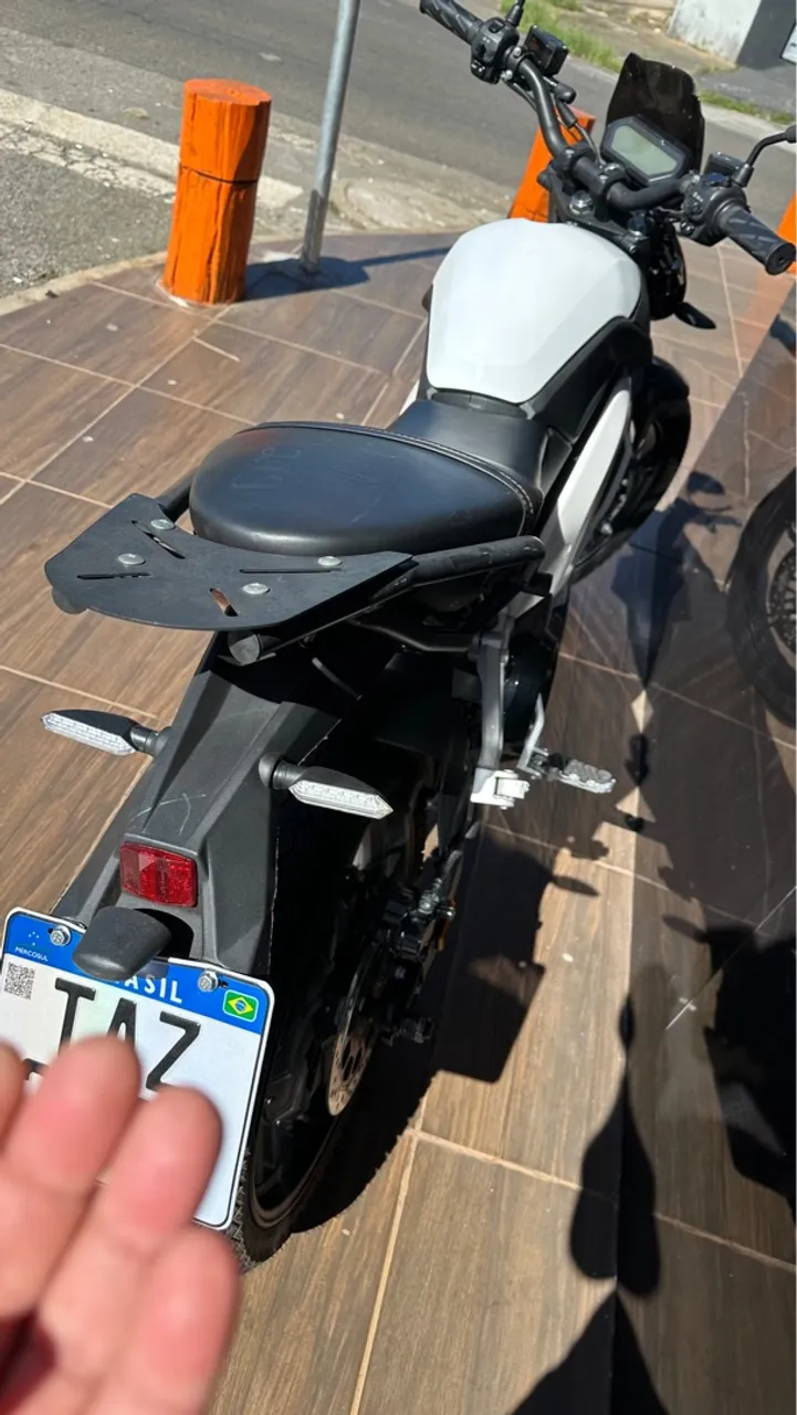 Moto elétrica nova pouca usada 