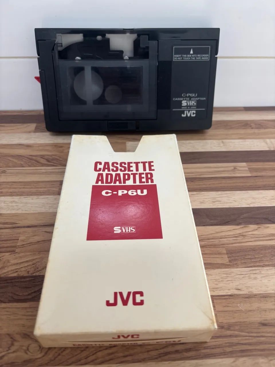 Adaptador de Vídeo Cassete JVC C-P6U SVHS