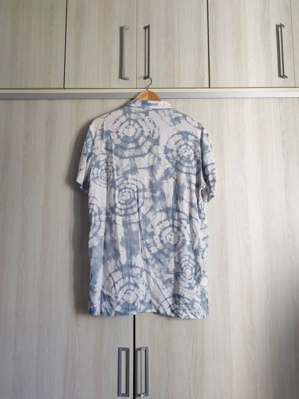 Camisa Tie Dye Azul e Branco - Foto 2