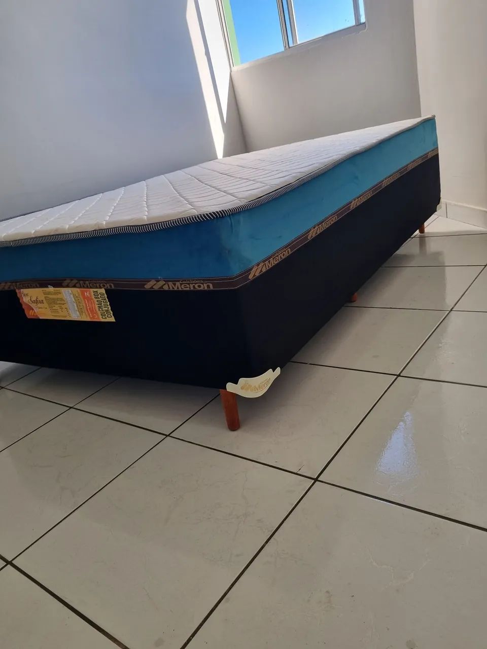 Cama Box Solteiro Meron Safira Azul