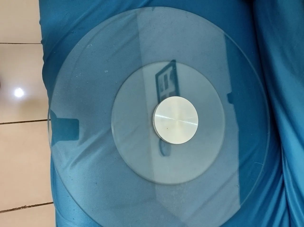 Centro de Mesa prata giratória de vidro - Foto 2