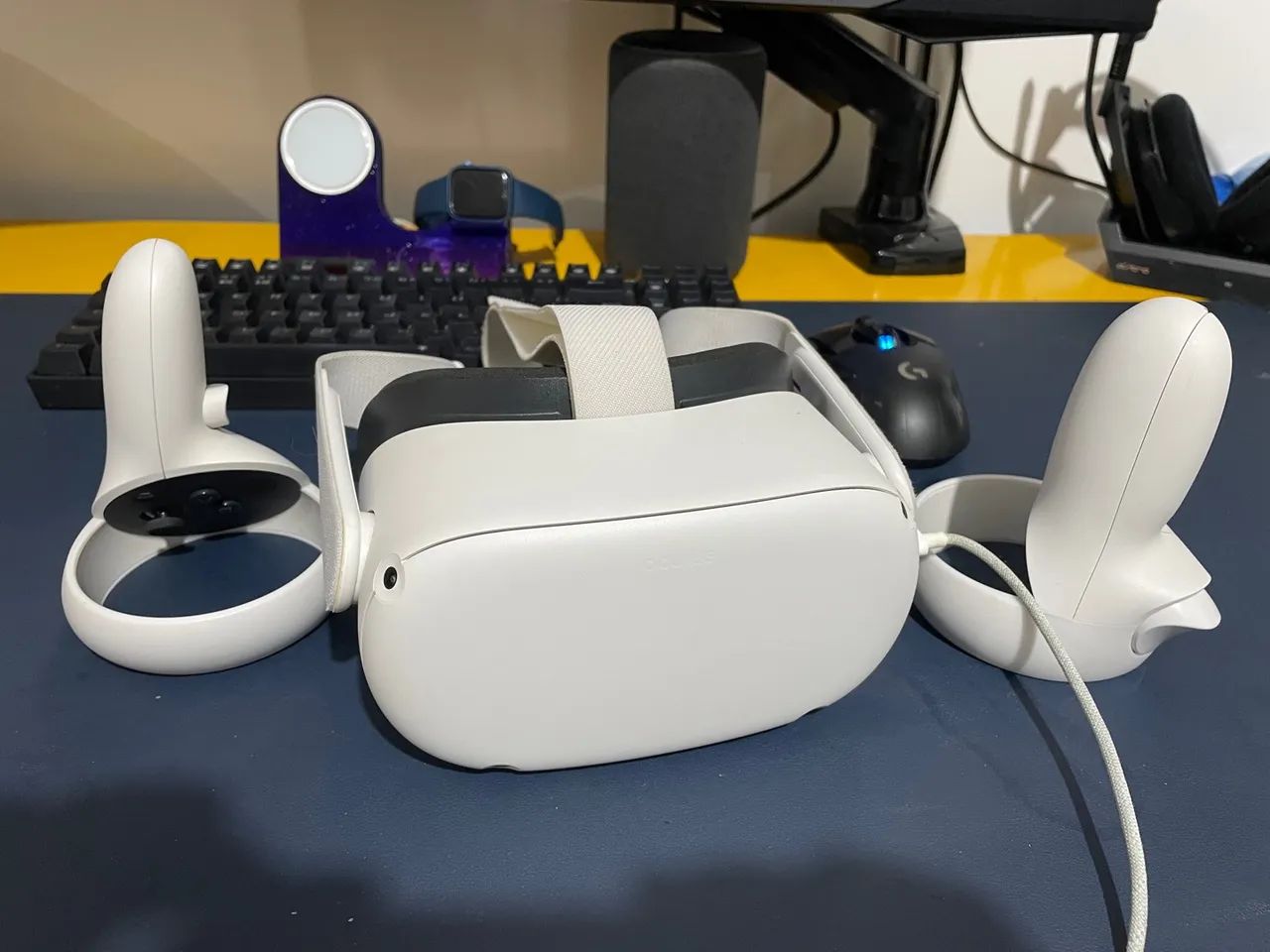 Meta Quest 2 - Realidade Virtual com strap de bateria e cabo link