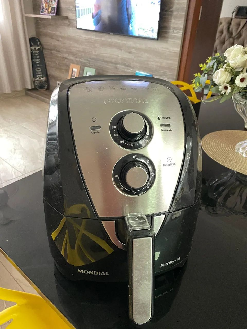 Fritadeira Sem Óleo Mondial 4L - Nunca usada! (220V)